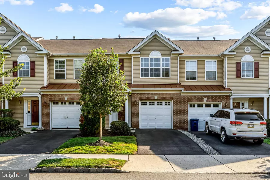 326 HELEN DR, Cinnaminson, NJ 08077