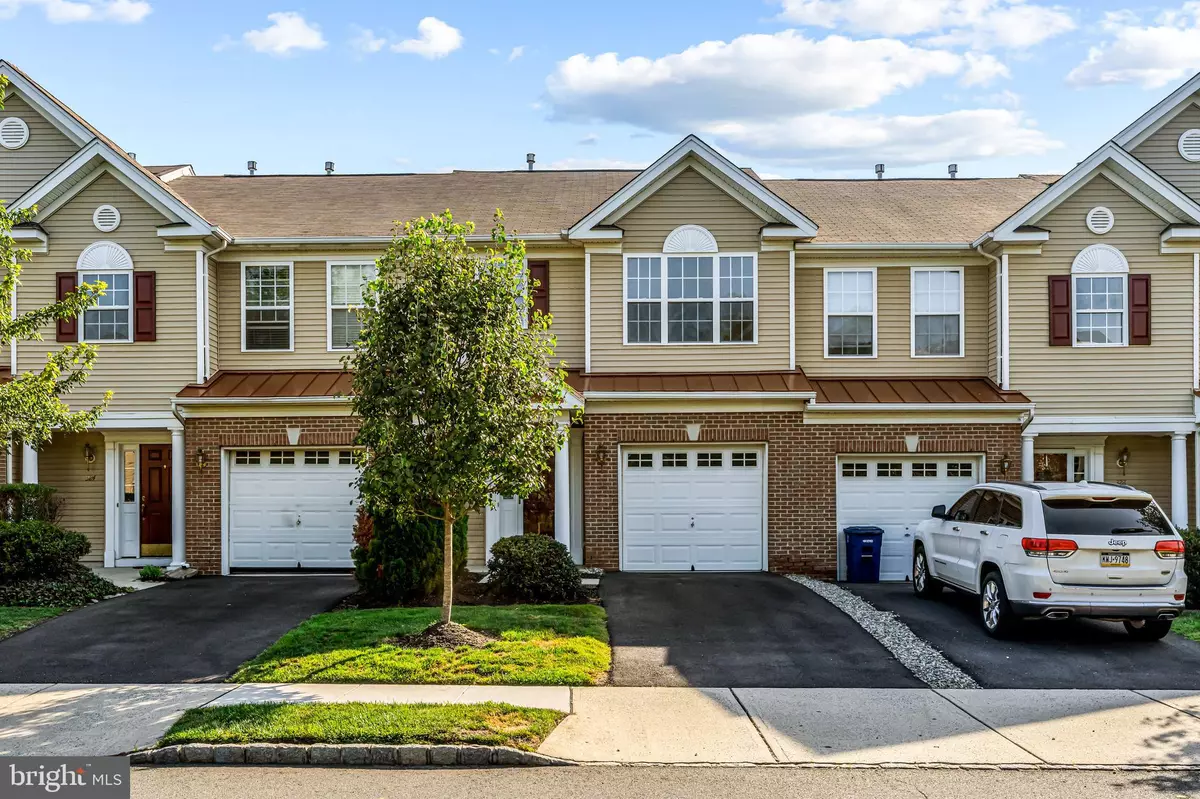 Cinnaminson, NJ 08077,326 HELEN DR