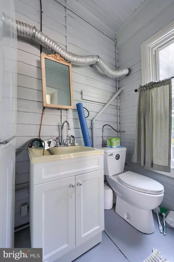 Mechanicsburg, PA 17055,226 E MAIN ST