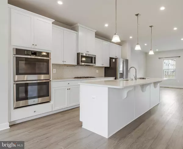 Laurel, MD 20707,14825 WILLOW RUN LN