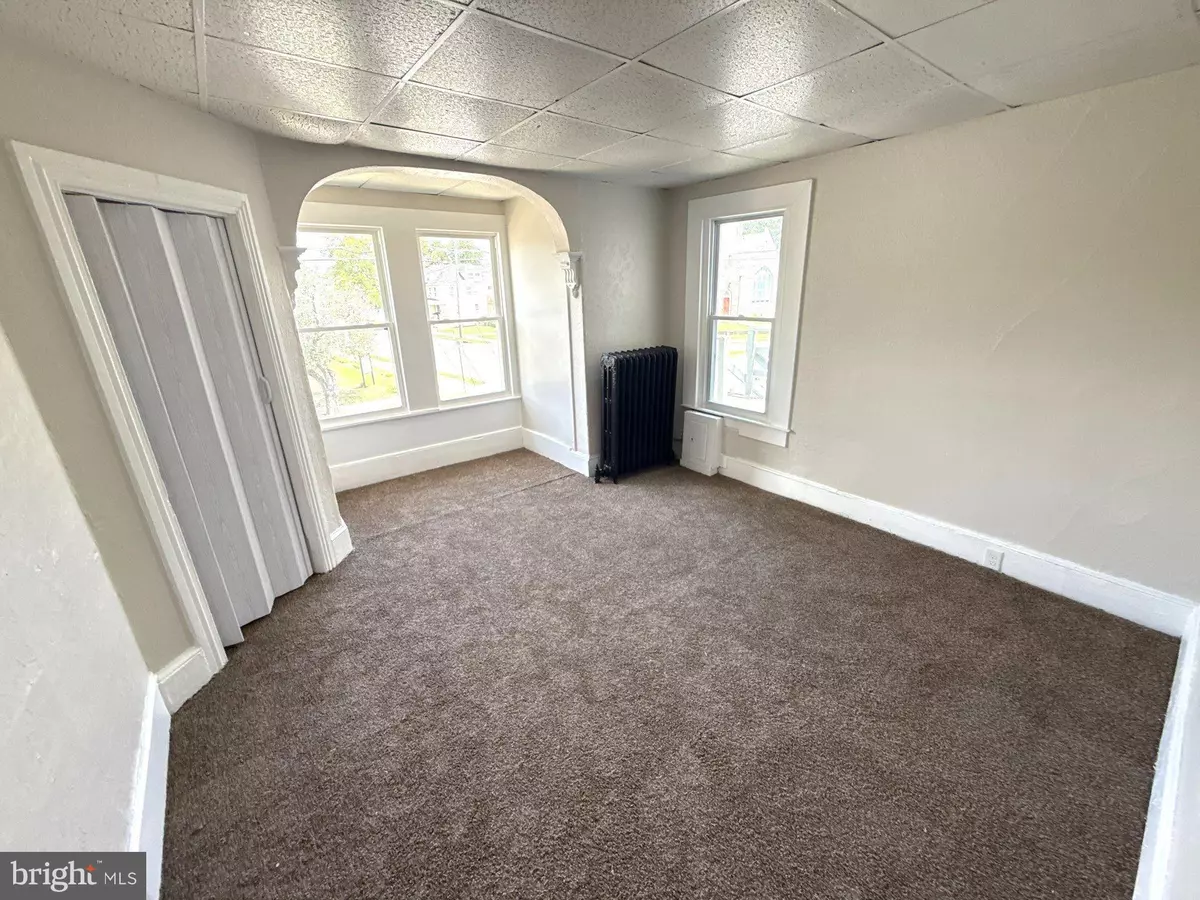 Millville, NJ 08332,228-230 N 3RD #230 2ND FLOOR