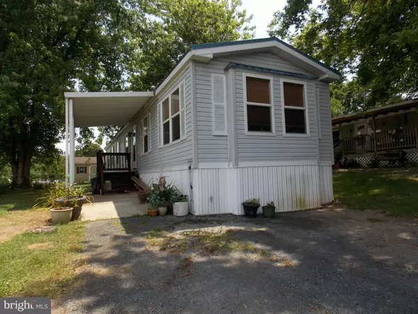 76 BIG SPRING TER, Newville, PA 17241