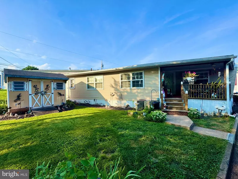 1 JOSEPH AVE, Birdsboro, PA 19508