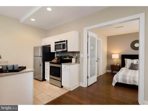 Philadelphia, PA 19103,1900-20 ARCH ST #212