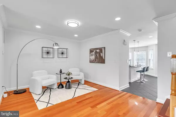 Herndon, VA 20171,2506 JAMES MONROE CIR