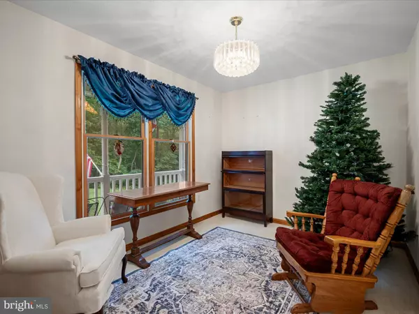 Front Royal, VA 22630,237 WHITE LN