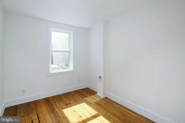 Philadelphia, PA 19122,1521 N PALETHORP ST #BACK