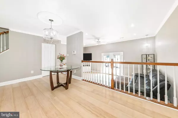 Herndon, VA 20170,761 CORDELL WAY