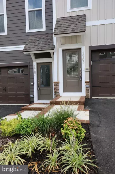 1709 BEECH LEAF ST, Dumfries, VA 22026