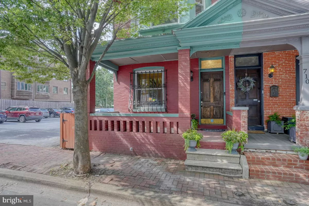 Wilmington, DE 19801,708 W 11TH ST