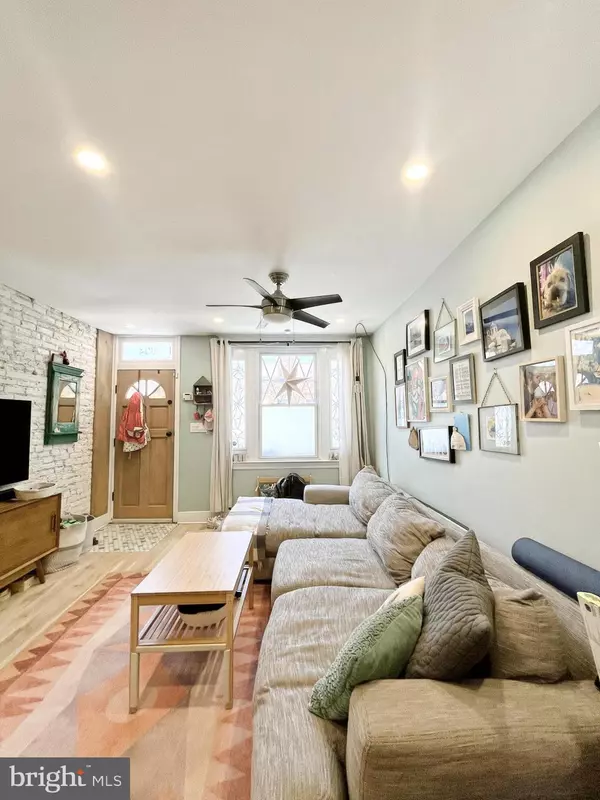 Philadelphia, PA 19148,634 FERNON ST