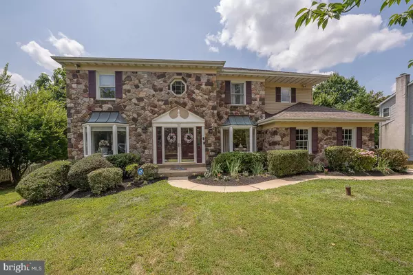 Norristown, PA 19403,927 CAPITOL CIR
