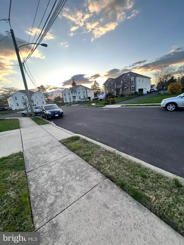 Philadelphia, PA 19115,114 ALMATT PL