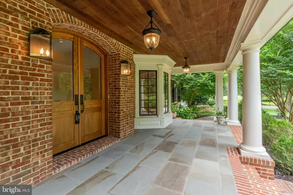 Bethesda, MD 20817,8908 HOLLY LEAF LN