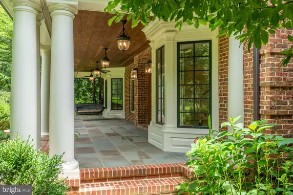 Bethesda, MD 20817,8908 HOLLY LEAF LN