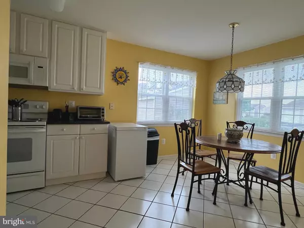 Ocean View, DE 19970,37171 HARBOR DR #38-2