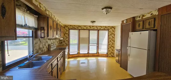 Easton, MD 21601,12 PARK LN