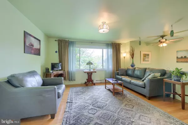 Mountville, PA 17554,373 HOLLY HOCK CIR