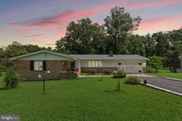 7517 RACE RD, Hanover, MD 21076