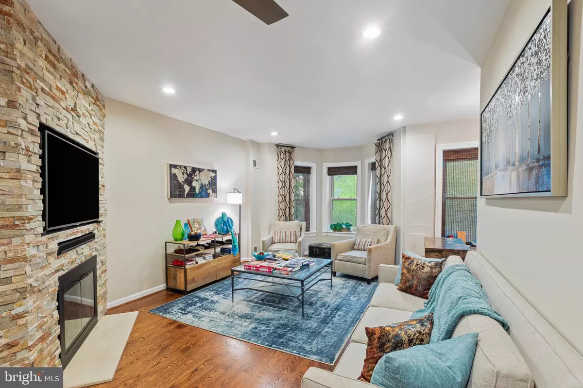 Washington, DC 20002,633 ELLIOTT ST NE