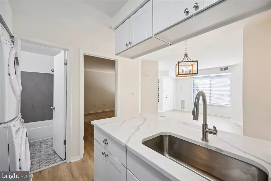9912 HELLINGLY PL #152, Gaithersburg, MD 20886