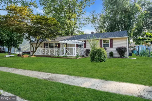 Pemberton, NJ 08068,3 ESTATE RD