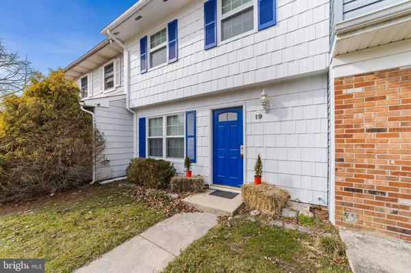 Sicklerville, NJ 08081,19 VERNON CT
