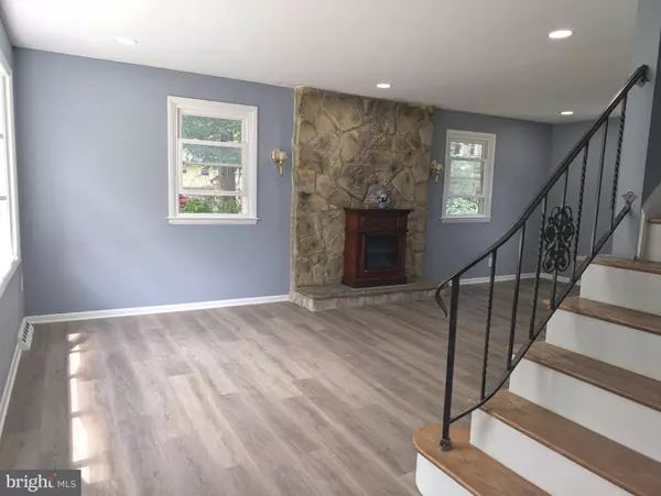 Somerdale, NJ 08083,218 E SOMERDALE RD