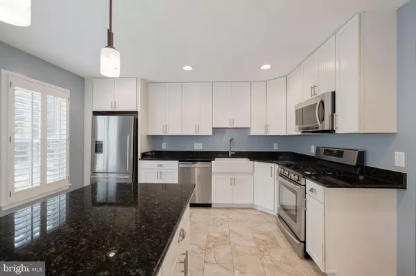 Alexandria, VA 22310,5920 WOODFIELD ESTATES DR