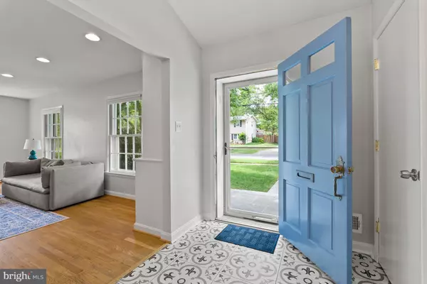 Bethesda, MD 20817,9601 WADSWORTH DR