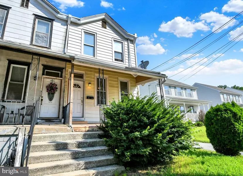 1044 JACKSON AVE, Sharon Hill, PA 19079