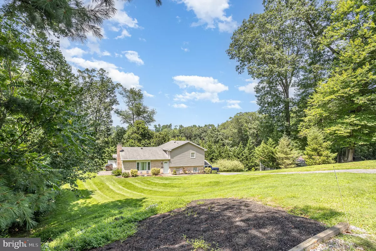 Etters, PA 17319,29 EAGLE LN