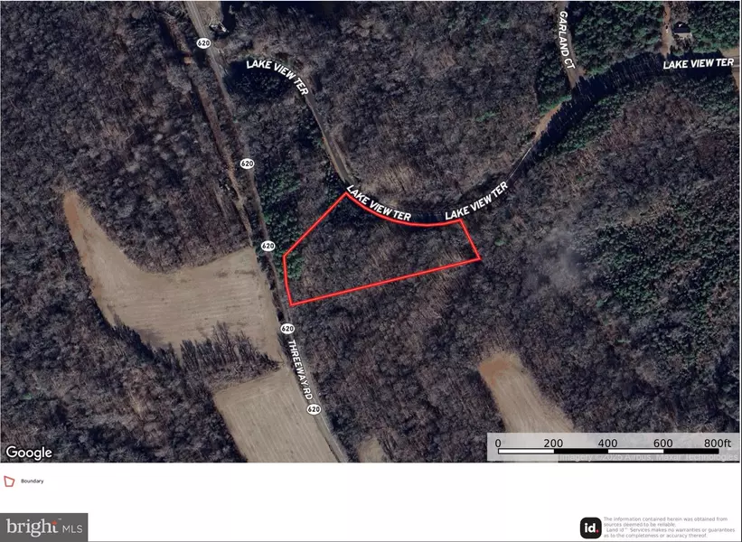 200 LAKE VIEW TER, Warsaw, VA 22572