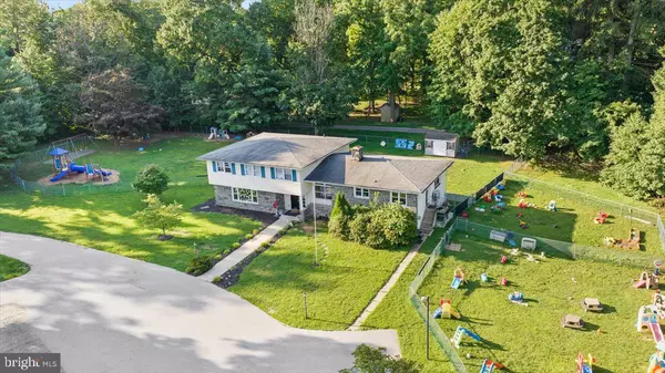 38 E CIRCULAR AVE, Paoli, PA 19301