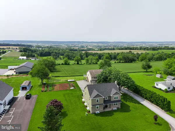 Gap, PA 17527,5720 MEADEVILLE RD