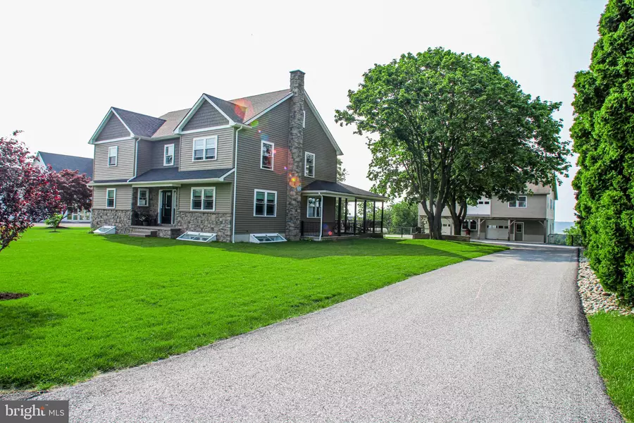 5720 MEADEVILLE RD, Gap, PA 17527