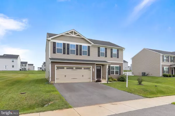Hedgesville, WV 25427,242 OTERO LN