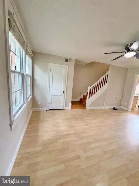 Arlington, VA 22204,1303 S BARTON ST #204