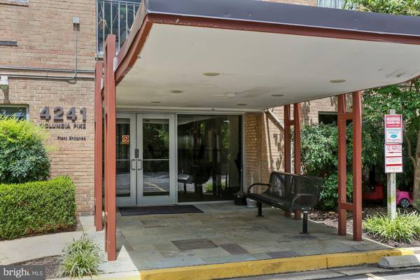 Arlington, VA 22204,4241 COLUMBIA PIKE #506