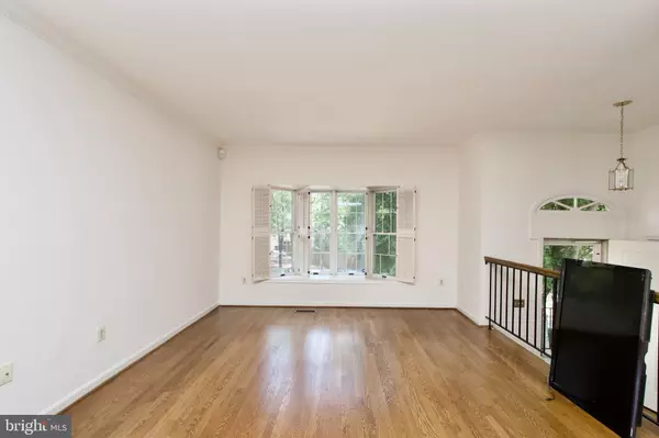 Alexandria, VA 22304,274 GRETNA GREEN CT #43