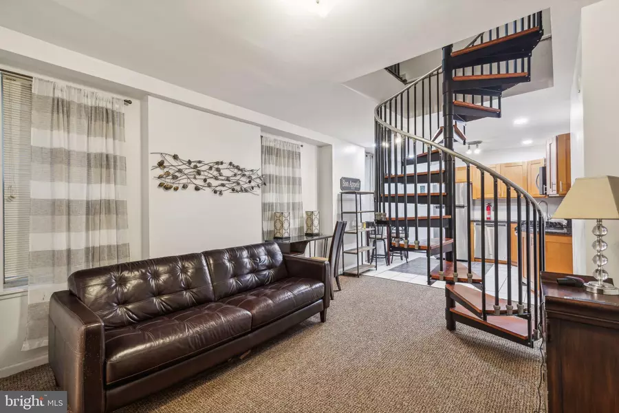 1808 W DIAMOND ST #1, Philadelphia, PA 19121