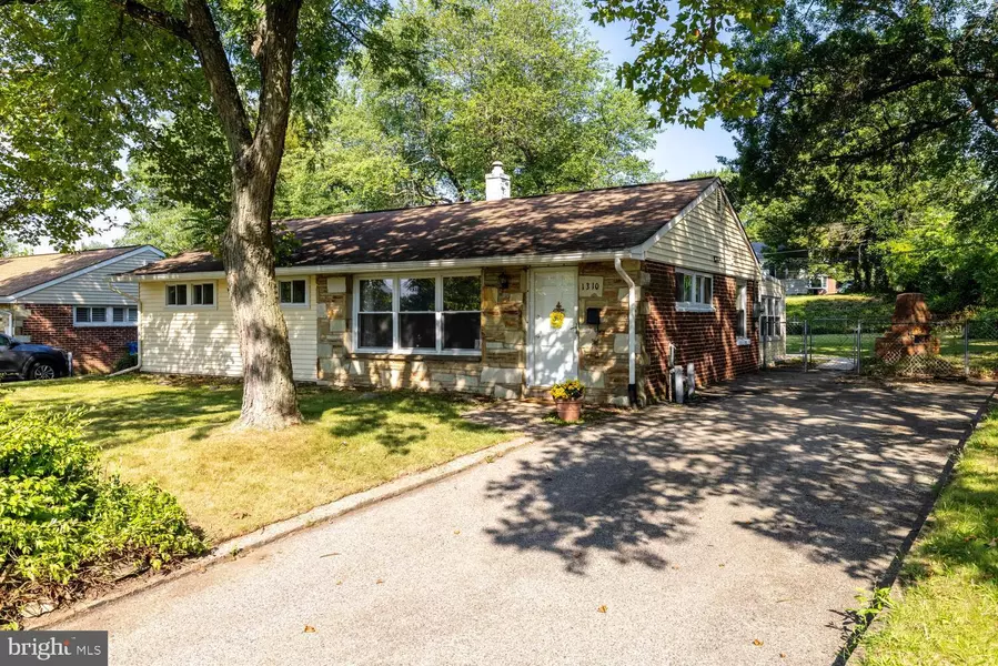1310 WUNDERLAND, Abington, PA 19001