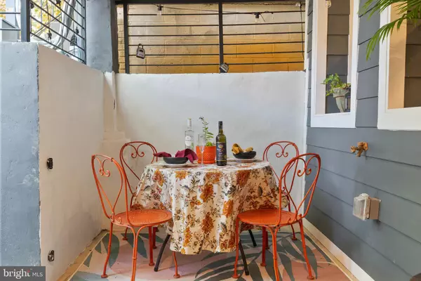 Washington, DC 20011,210 VARNUM ST NW #1