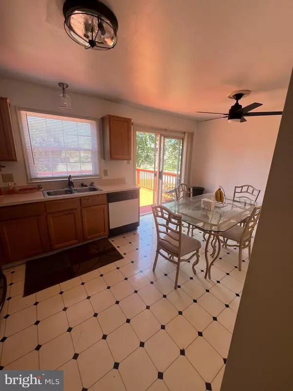 New Castle, DE 19720,6 SHAMROCK AVE