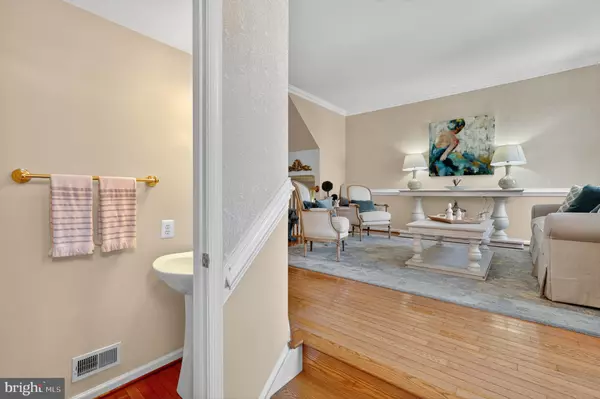 Alexandria, VA 22311,2411 GORGAS PL