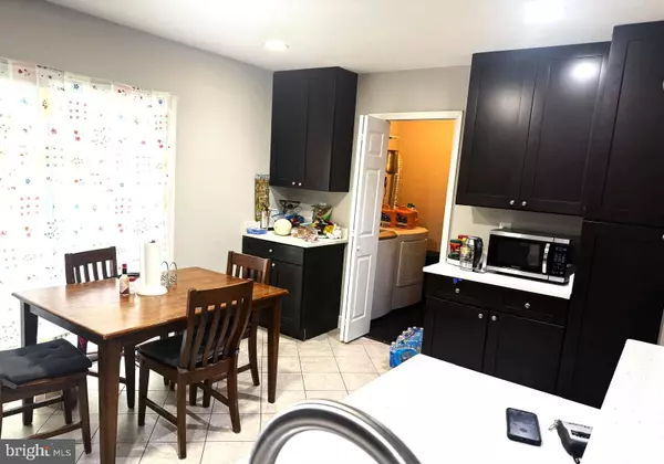 Woodbridge, VA 22193,13204 HILLENDALE DR