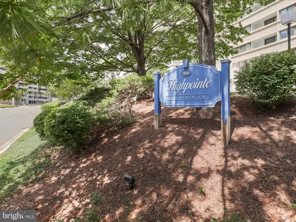 Alexandria, VA 22304,5911 EDSALL RD #408