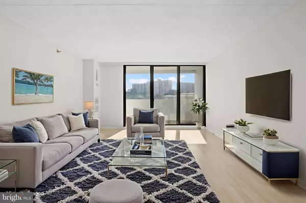 Alexandria, VA 22304,5911 EDSALL RD #408