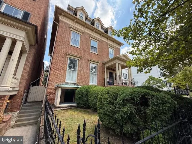 Winchester, VA 22601,112 N CAMERON ST