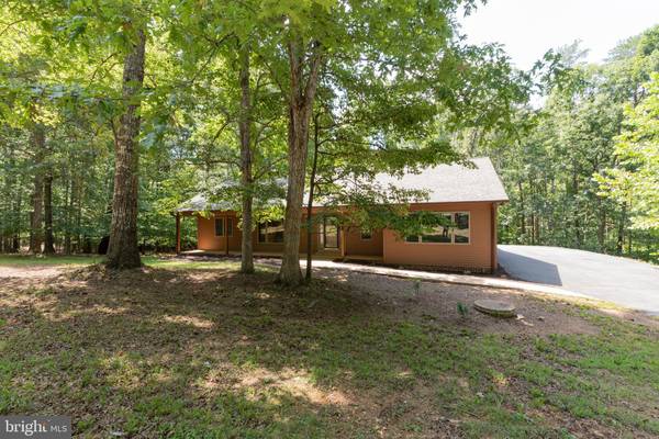 Keswick, VA 22947,45 TALL OAKS CT
